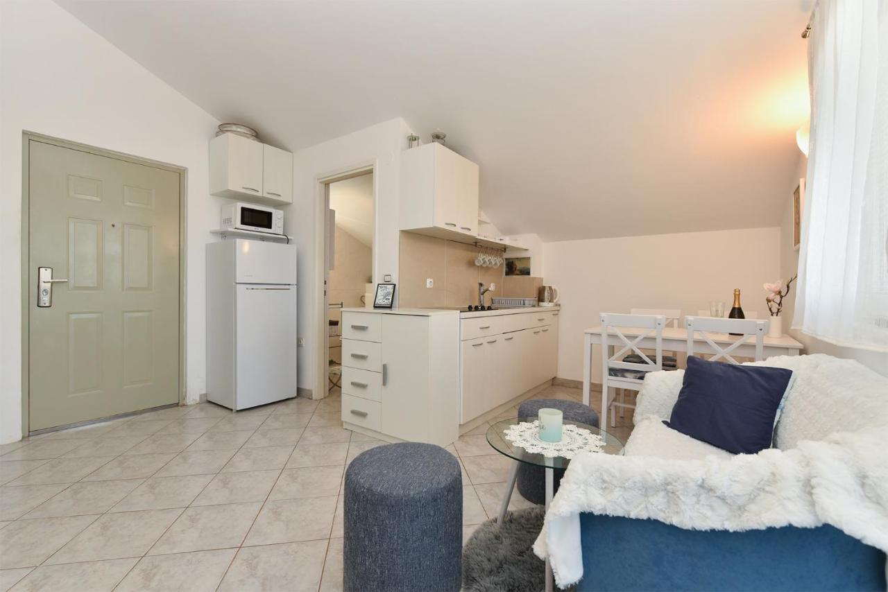 Apartment Mladen 1860 Medulin Dış mekan fotoğraf